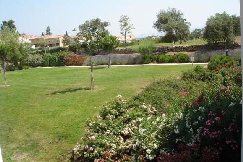 Location NOTRE AGENCE IMMOBILIERE SPECIALISTE SUR ALLAUCH PLAN DE CUQUES CHATEAU GOMBERT 11EME 12EME 13EME  VOUS PROPOSE SON APPARTEMENT T3 F3 TYPE 3 RESIDENCE FERMEE TERRASSE PARKING CUISINE EQUIPEE CHATEAU GOMBERT TECHNOPOLE MARSEILLE 13EME 13013 13