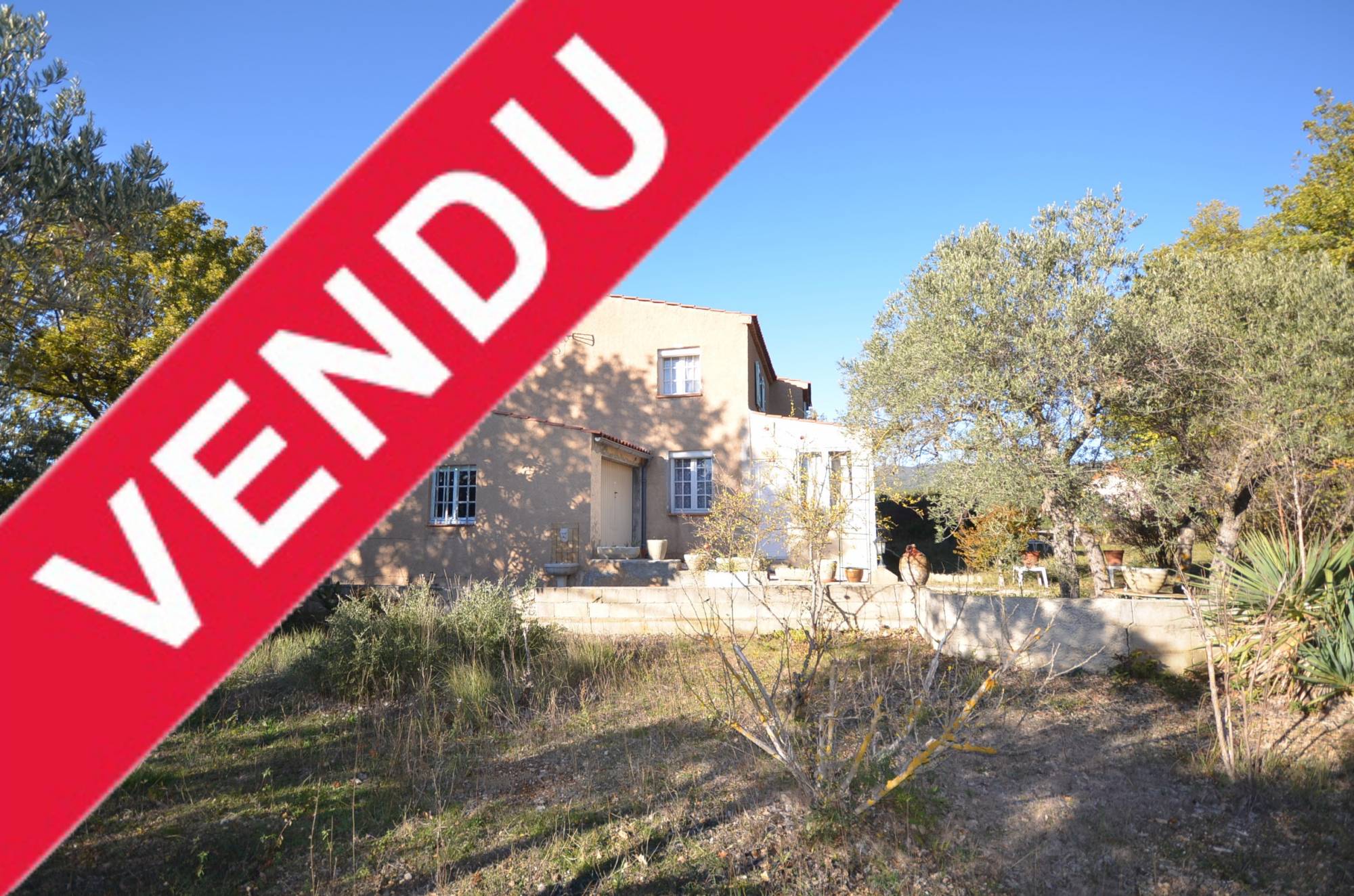 Vente VILLA DE MACON 125 M² HABITABLES AUPS