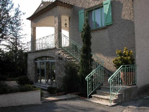 Location villa t7 plan de cuques 13380