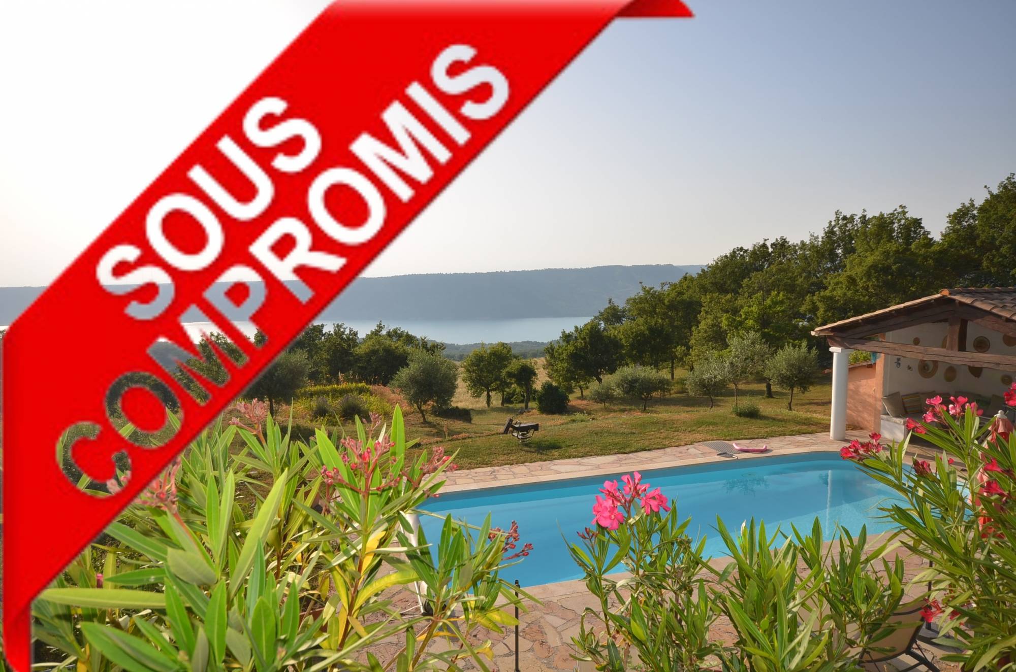 Vente PROPRIETE AIGUINES - VUE IMPRENABLE SUR LE LAC... T4 AIGUINES