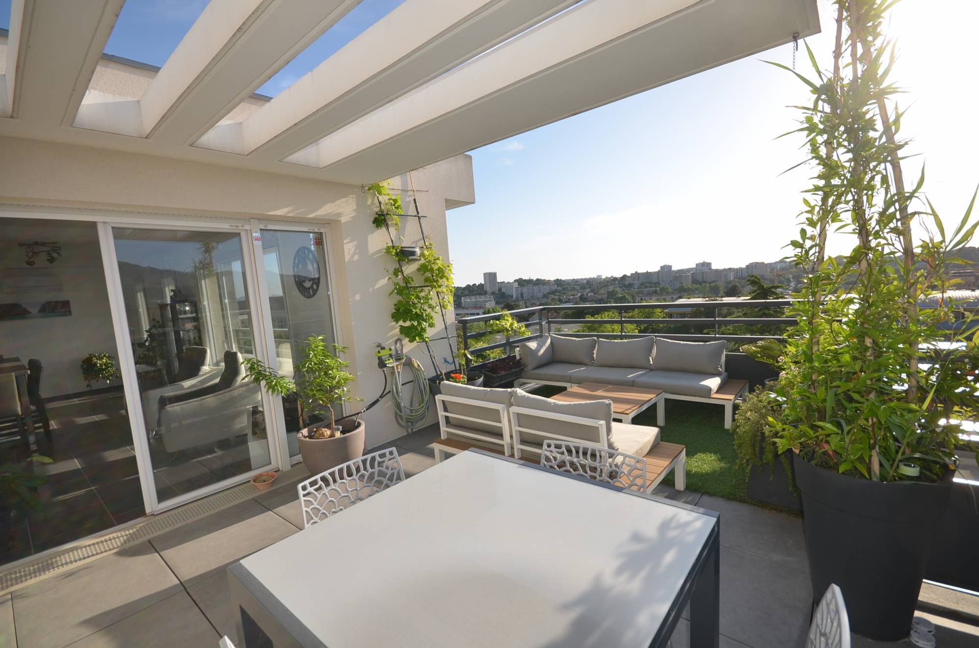 Vente SUPERBE T4 CHÂTEAU GOMBERT TECHNOPÔLE 13013 TT4 MARSEILLE 13ème