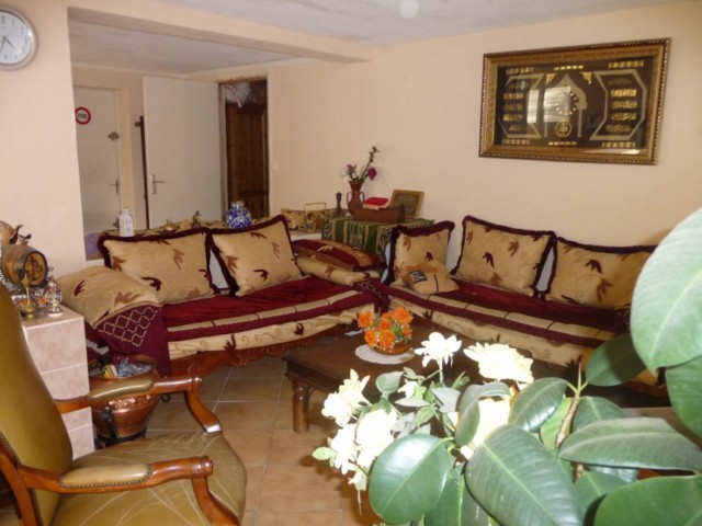 Location VILLA T3/4 MARSEILLE 13EME   FRAIS VALLON MAISON DE TYPE 3 SUR 2 PLANS AVEC JARDIN - 2 CHAMBRES - GARAGE - ANNEXES