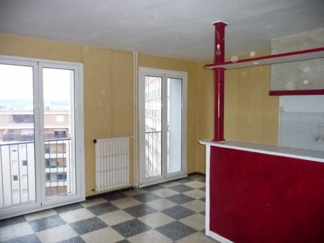 Location Appartement T3 MARSEILLE 2EME LA JOLIETTE