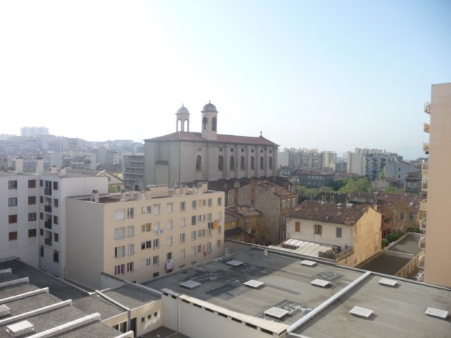 Location T3 MARSEILLE 13EME LES CHARTREUX APPARTEMENT DE TYPE 3 AU 5EME ETAGE ASCENSEUR PROX TOUTES COMMODITES
