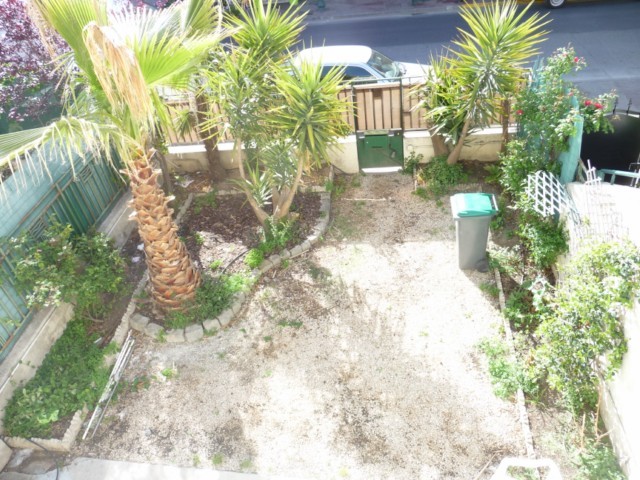 Location T4 PLAN DE CUQUES VILLAGE MAISON DE VILLAGE DE TYPE 4 SUR 2 NIVEAUX AVEC JARDINET - PROCHE TOUTES COMMODITES