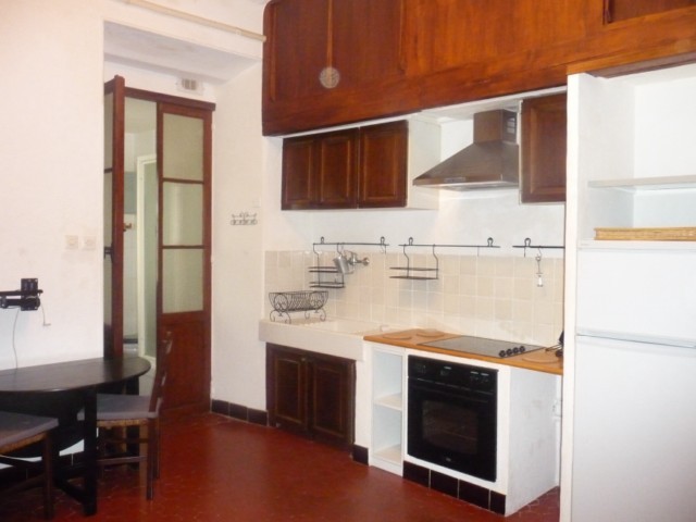 Location APPARTEMENT MEUBLE T2 MARSEILLE 10EME IDEAL ETUDIANT - PROX. FACULTE  - TERRASSE