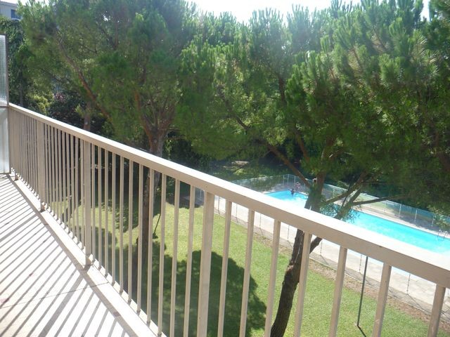 Location Appartement T3 MARSEILLE 13013 SAINT JEROME  A LA LOCATION - RESIDENCE FERMEE AVEC PISCINE TENNIS ET GARDIEN - 3EME ETAGE - BALCON  -  CAVE