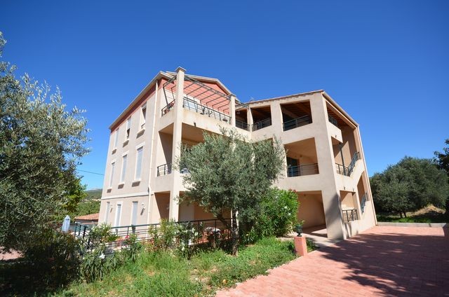 Location Appartement T2 ALLAUCH 13190 LOGIS NEUF A LA LOCATION -  RESIDENCE FERMEE RECENTE - 1ER ETAGE - 2 TERRASSES - PARKING PRIVE