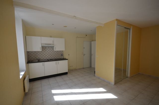 Location Appartement T1 MARSEILLE 5EME CHAVE A LA LOCATION - PROXIMITE FACULTE LA TIMONE 
