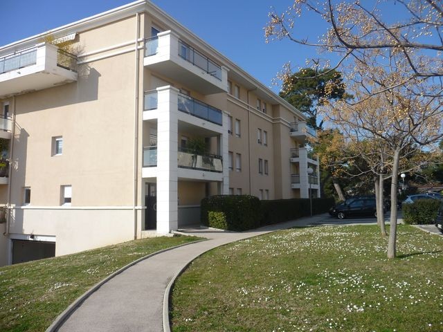 Location Appartement T3 MARSEILLE 13EME TECHNOPOLE CHATEAU GOMBERT A LOUER - RESIDENCE FERMEE RECENTE - 1ER ETAGE - ASCENSEUR - TERRASSE - GARAGE DOUBLE