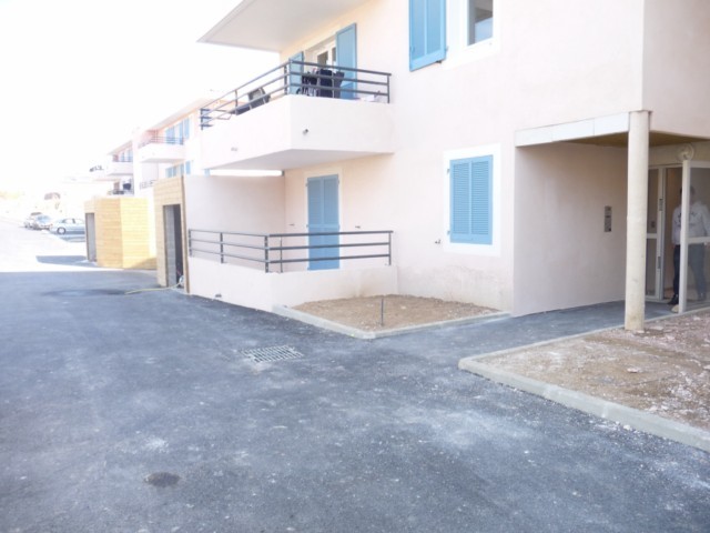 Location Appartement T2 MARSEILLE 13EME TECHNOPOLE CHATEAU GOMBERT A LAL LOCATION -  RESIDENCE FERMEE RECENTE - RDC - BALCON - 2 PARKINGS