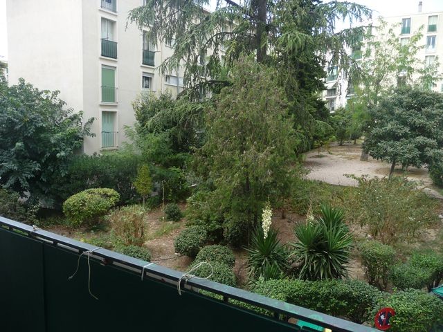 Location Appartement T3 MARSEILLE 13EME ST JUST A LOUER -  RESIDENCE FERMEE - 1ER ETAGE - BALCON - CAVE - PROXIMITE TOUTES COMMODITES - METRO