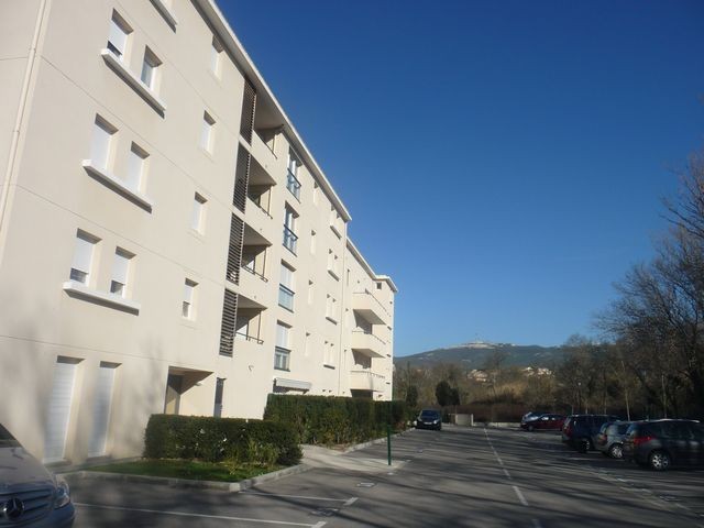 Location Appartement T3 MARSEILLE 13EME TECHNOPOLE CHATEAU GOMBERT A LA LOCATION - RESIDENCE FERMEE RECENTE - 1ER ETAGE - ASCENSEUR - TERRASSE - GARAGE DOUBLE - PARKING