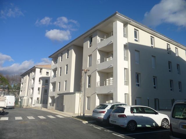 Location Appartement T2 MARSEILLE 13EME CHATEAU GOMBERT A LA LOCATION - RESIDENCE FERMEE NEUVE - 3EME ET DERNIER ETAGE - ASCENSEUR - TERRASSE - PARKING