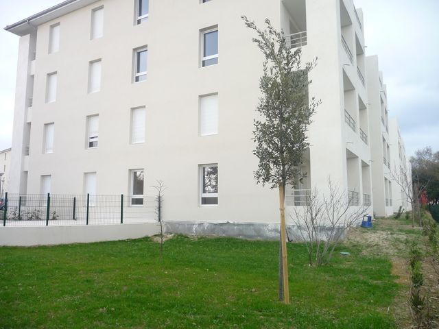 Location Appartement T3 MARSEILLE 13EME A 3 MINUTES DU VILLAGE DE CHATEAU GOMBERT - A LA LOCATION - RESIDENCE NEUVE - RDC AVEC TERRASSE SANS VIS A VIS - GARAGE - PARKING - AU CALME