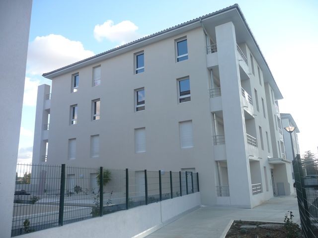 Location GARAGE MARSEILLE 13EME PROXIMITE VILLAGE CHATEAU GOMBERT A LA LOCATION - DANS RESIDENCE FERMEE NEUVE 