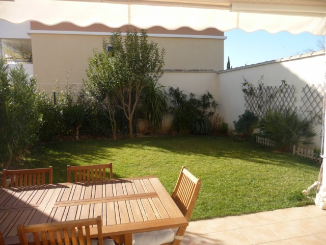 Vente Appartement T4 MARSEILLE 13EME A PROXIMITE DES OLIVES RESIDENCE FERMEE RECENTE - REZ DE JARDIN - 2 GARAGES - FRAIS DE NOTAIRE REDUIT