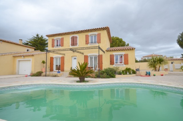 Vente VILLA T5 MARSEILLE 13EME CHATEAU GOMBERT DANS PETIT LOTISSEMENT RECENT - 600m² DE TERRAIN - PISCINE - PROXIMITE COMMODITES - POSSIBILITE AGRANDISSEMENT