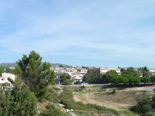 Vente Appartement T5 MARSEILLE 13EME SUR LES HAUTEURS DE ST MITRE DANS PETITE RESIDENCE FERMEE - PROXIMITE ECOLES BUS COMMERCES -  BALCON - LOGGIA - CAVE 40m²