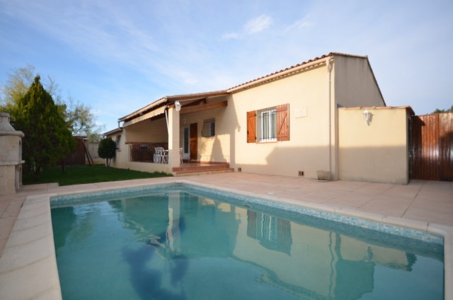 Vente VILLA T5 MARSEILLE 13EME CHATEAU GOMBERT PLAIN PIED - 600m² DE TERRAIN AVEC PISCINE - GARAGE - AU CALME - PROX. COMMODITES