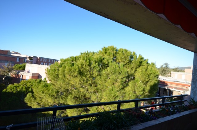 Vente Appartement T4 PLAN DE CUQUES CENTRE LUMINEUX - 5EME ET DERNIER ETAGE - ASCENSEUR - PROXIMITE TOUTES COMMODITES