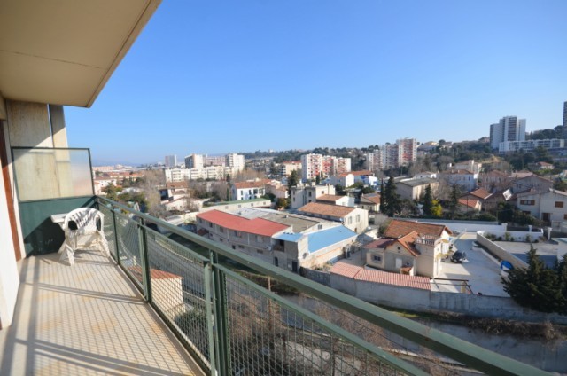 Vente Appartement T5 MARSEILLE 13EME ST JUST BELLES SURFACES - 5EME ETAGE - ASCENSEUR - TERRASSE 12m² - CAVE - PARKING - PROX. COMMODITES