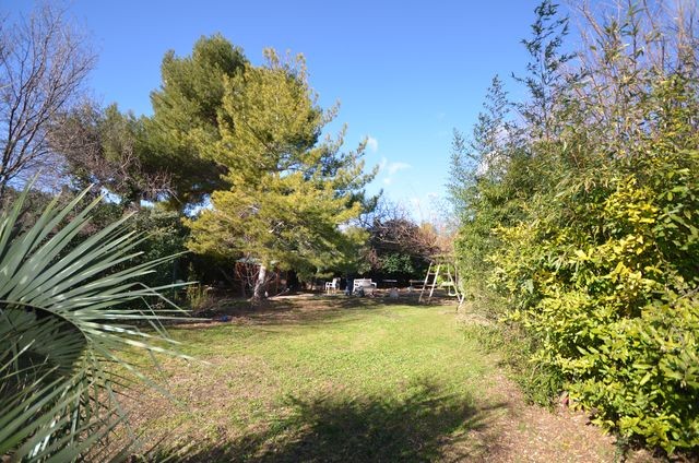 Vente TERRAIN A BATIR MARSEILLE 13EME CHATEAU GOMBERT QUARTIER LES MEDECINS - 460m² PLAT - AU CALME