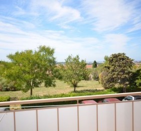 Vente Appartement T1 ALLAUCH PROXIMITE VILLAGE A LA VENTE - RESIDENCE FERMEE AU CALME - 1ER ETAGE - BALCON - CAVE