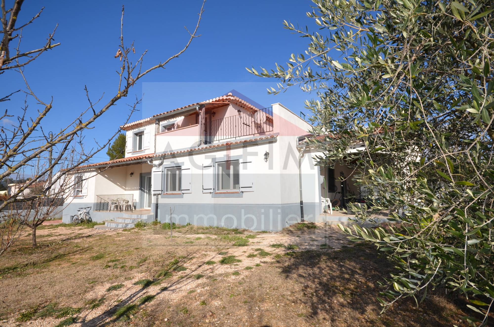 Vente BELLE VILLA PROVENCALE (2 LOGEMENTS INDÉPENDANTS) T8 FOX-AMPHOUX 