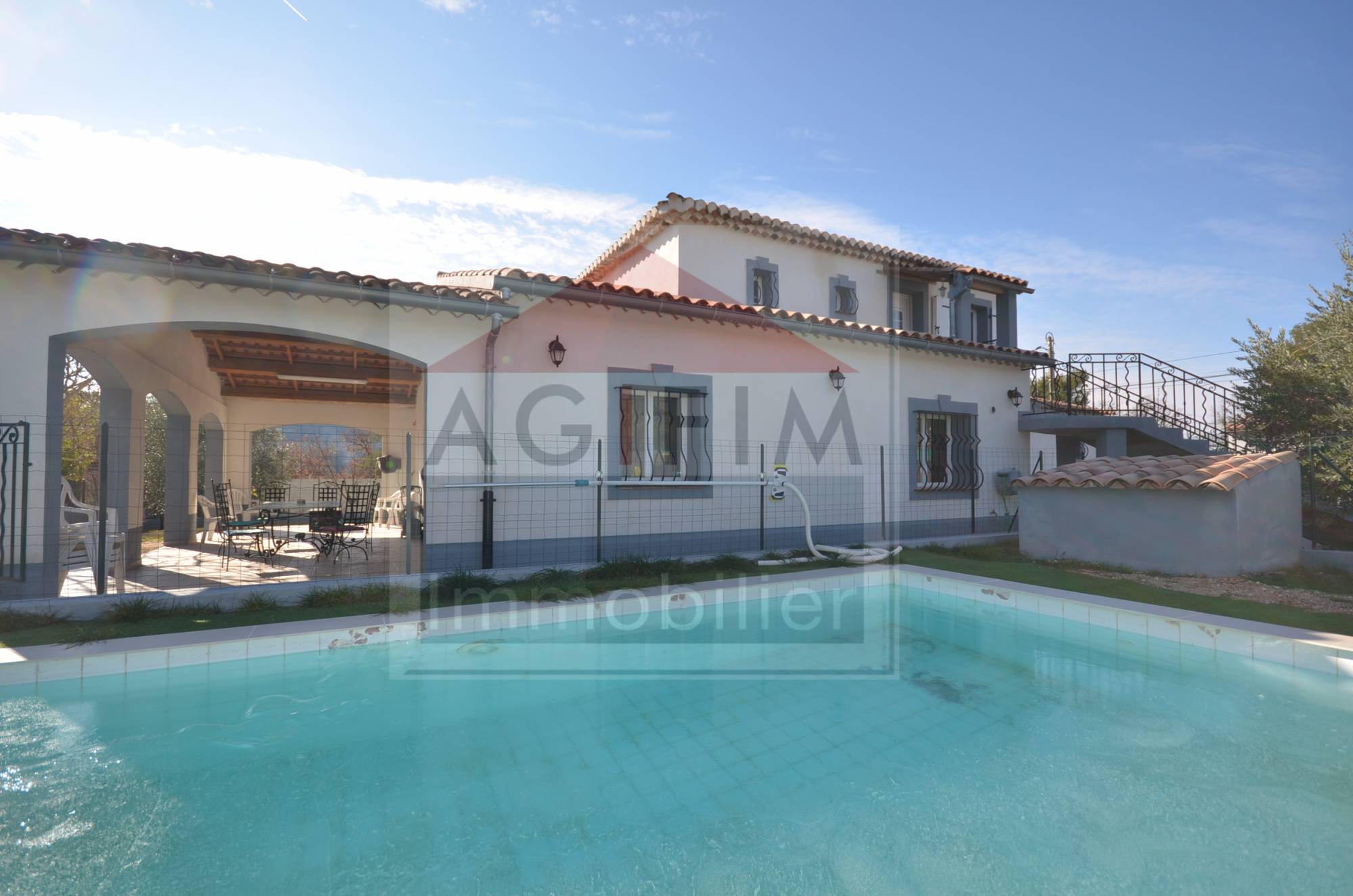 Vente BELLE VILLA PROVENCALE (2 LOGEMENTS INDÉPENDANTS) T8 FOX-AMPHOUX 