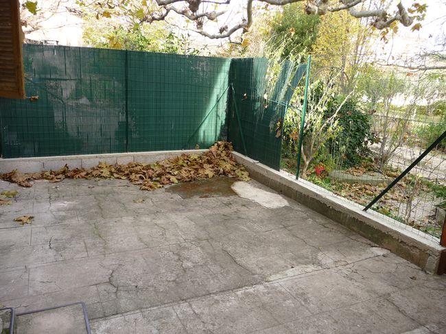 Location APPARTEMENT T3 F3 DANS VILLA COUR CALME SAINT MITRE MARSEILLE 13EME 13013 13