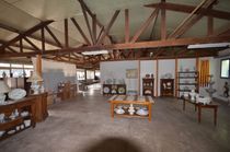 Vente LOCAL COMMERCIAL MOUSTIERS SAINTE-MARIE TRES BEAU LOCAL DE PLAIN-PIED