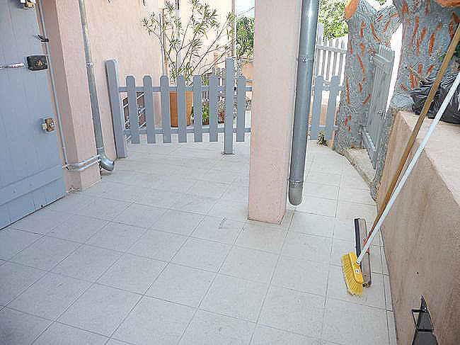 Location Appartement T1 ALLAUCH VILLAGE  TERRASSE - CELLIER - PROX COMMODITES