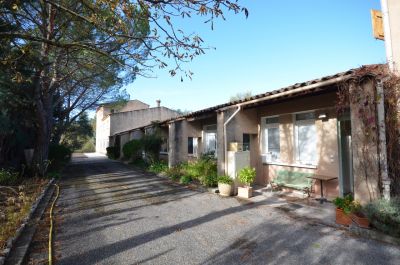 Location LOCAL COMMERCIAL  MOUSTIERS SAINTE-MARIE
