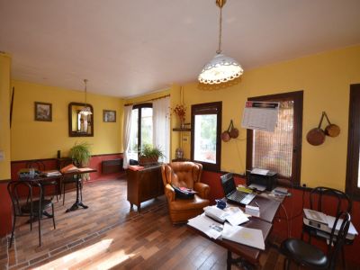 Vente LOCAL COMMERCIAL  MOUSTIERS SAINTE MARIE