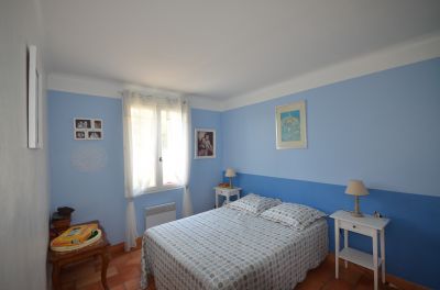 Vente PROPRIETE AIGUINES - VUE IMPRENABLE SUR LE LAC... T4 AIGUINES