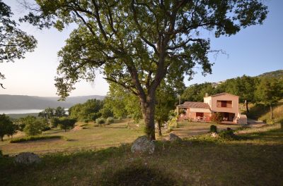 Vente PROPRIETE AIGUINES - VUE IMPRENABLE SUR LE LAC... T4 AIGUINES