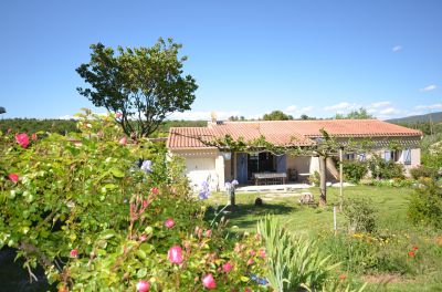 Vente VILLA T5 REGUSSE TRES AGREABLE VILLA T 5 DE PLAIN-PIED
