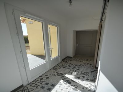 Location COQUETTE VILLA T2 IDEAL COUPLE A 2 PAS DU CENTRE DU VILLAGE AUPS