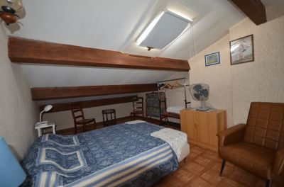 Vente  APPARTEMENT T2 - 5MN À PIED DES PLAGES ET COMMERCES  LES SALLES SUR VERDON