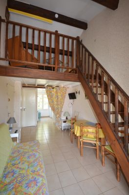 Vente APPARTEMENT T2 - 5MN À PIED DES PLAGES ET COMMERCES  LES SALLES SUR VERDON