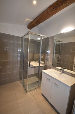 Location APPARTEMENT T3 REFAIT A NEUF AUPS