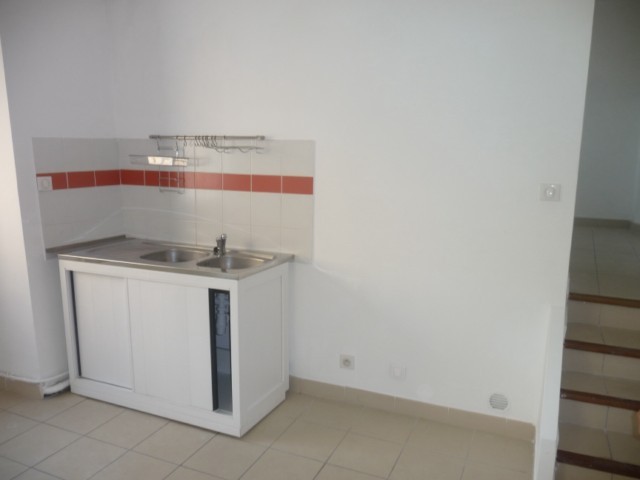 Location Appartement T1/2 ALLAUCH VILLAGE APPARTEMENT T1/2 REFAIT A NEUF PROXIMITE COMMODITES