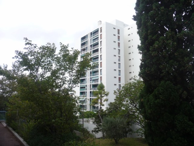 Location Appartement T2 MARSEILLE 13EME BAS MONTOLIVET - A LOUER -  RESIDENCE FERMEE - 16 EME ETAGE - ASCENSEUR - CAVE - PROXIMITE COMMODITES