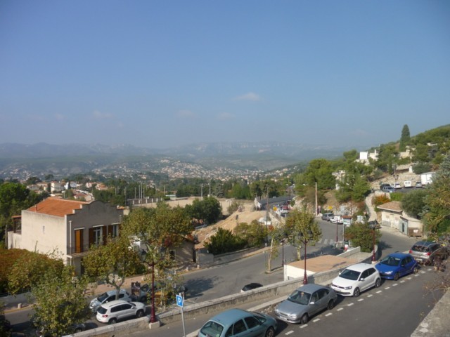 Location Appartement T1 ALLAUCH VILLAGE STUDIO REFAIT A NEUF - PROXIMITE COMMODITES - AU CALME