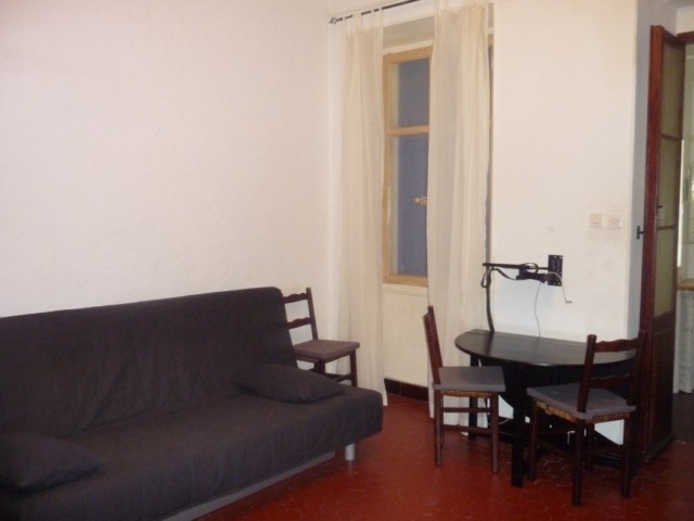 Location APPARTEMENT MEUBLE T2 MARSEILLE 10EME IDEAL ETUDIANT - PROX. FACULTE  - TERRASSE