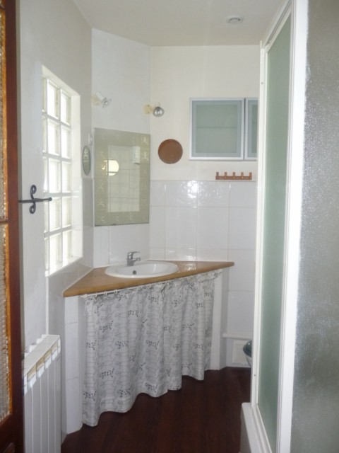 Location APPARTEMENT MEUBLE T2 MARSEILLE 10EME IDEAL ETUDIANT - PROX. FACULTE  - TERRASSE