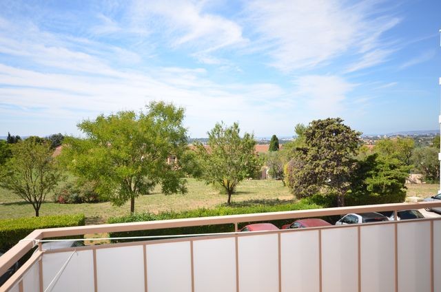 Location Appartement T1 ALLAUCH 13190 A LA LOCATION - RESIDENCE FERMEE - BALCON - CAVE - FACILITE STATIONNEMENT